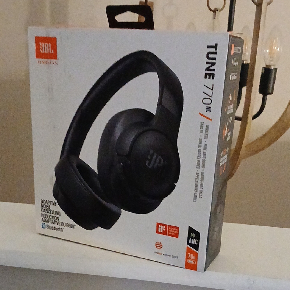 JBL Tune 770NC Wireless Headphones - Black
